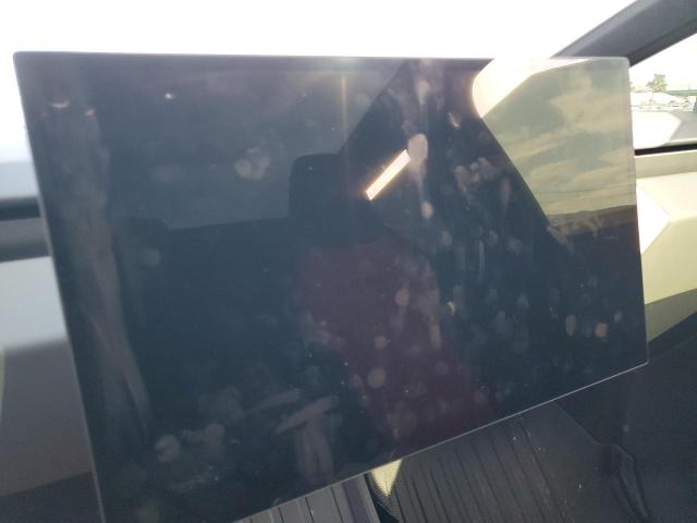 2024 TESLA CYBERTRUCK 7G2CEHED1RA050360