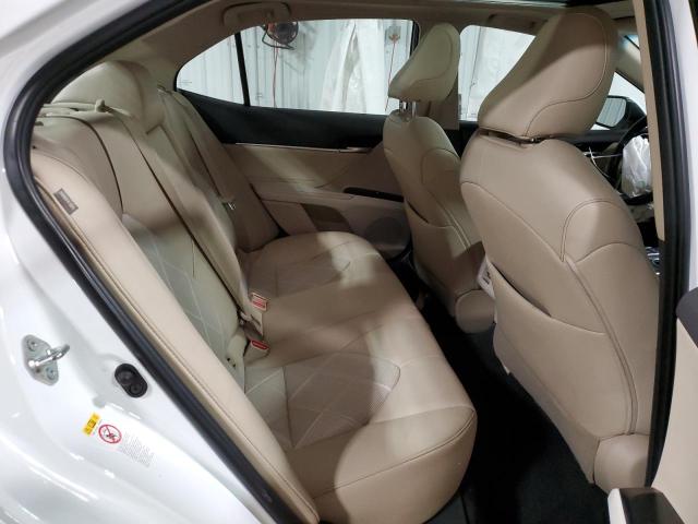 2018 TOYOTA CAMRY L - 4T1B11HK1JU133499