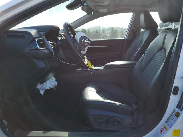 2018 TOYOTA CAMRY L - 4T1B11HK3JU669550