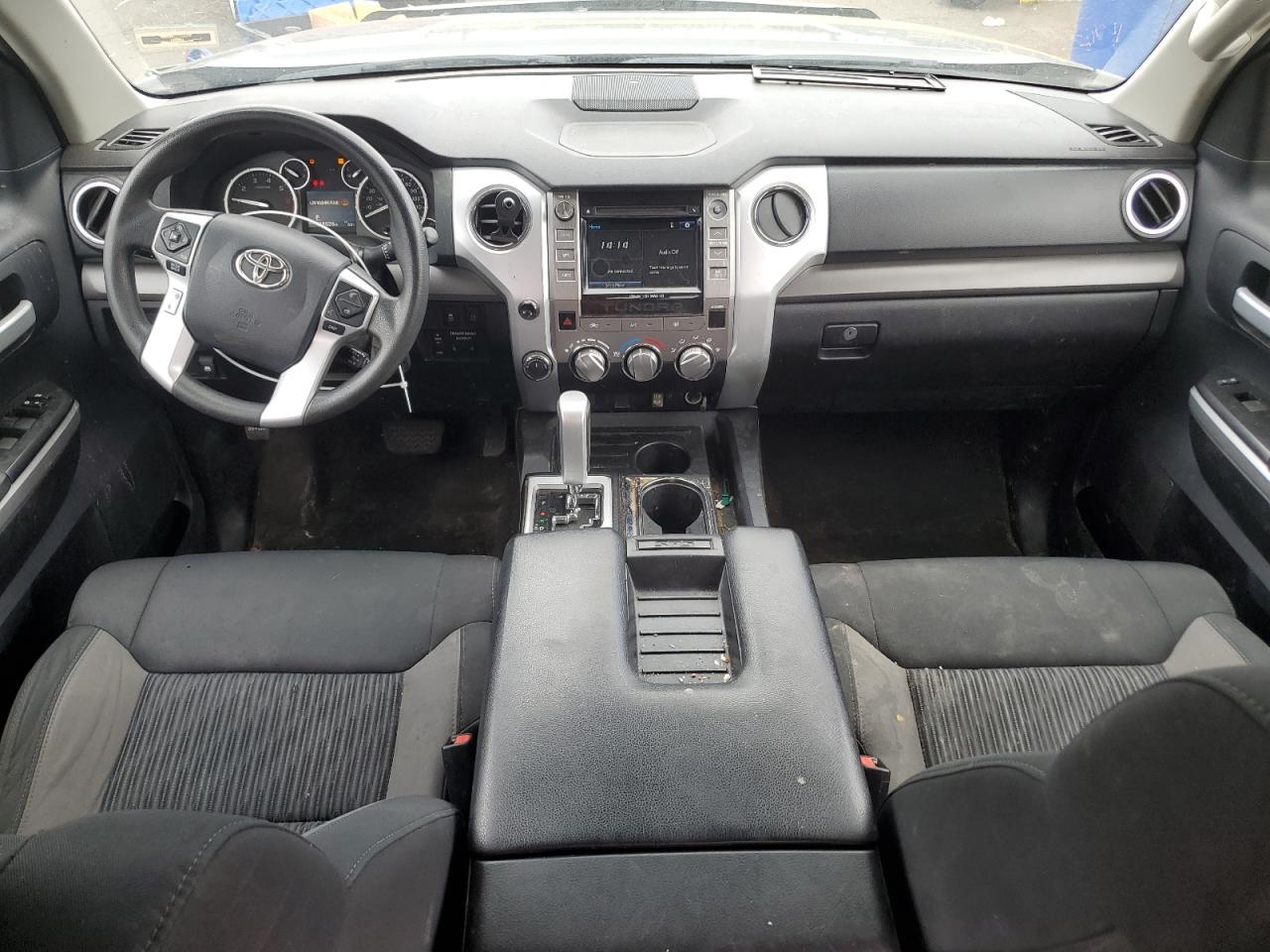 TOYOTA TUNDRA CREWMAX SR5