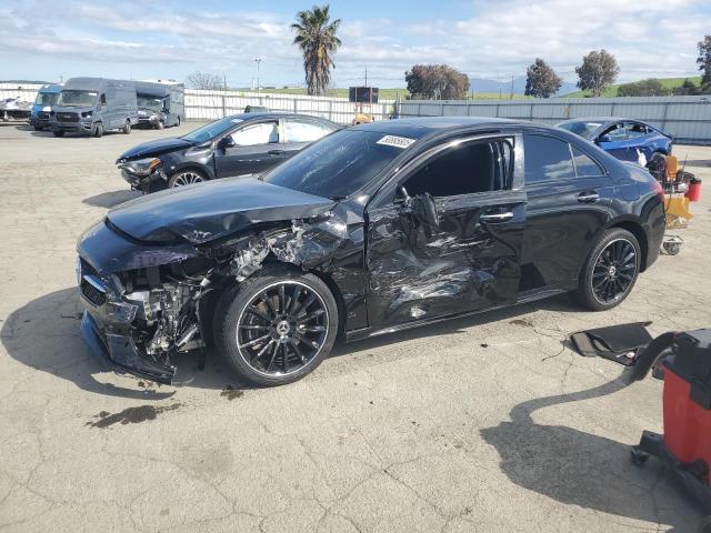 Vin: wdd3g4eb0kw025318, lot: 50895805, mercedes-benz a-class 220 2019 img_1