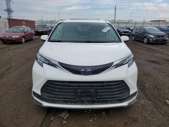 2021 TOYOTA SIENNA LE - 5TDBSKFC4MS022005