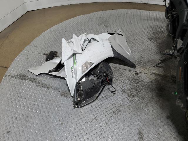 2017 KAWASAKI ZX636 E JKBZXJE19HA025162