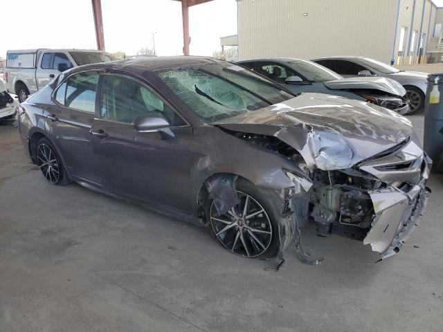 Vin: 4t1g11bk3nu053447, lot: 48889285, toyota camry se 20224