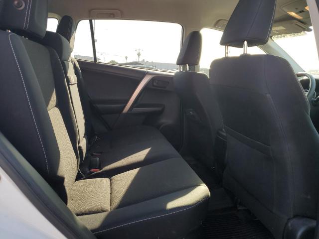 2018 TOYOTA RAV4 HV LE JTMRJREV8JD228187