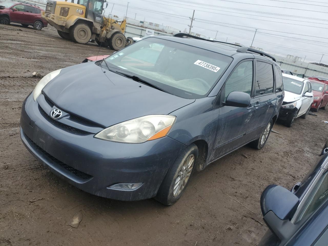 TOYOTA SIENNA XLE