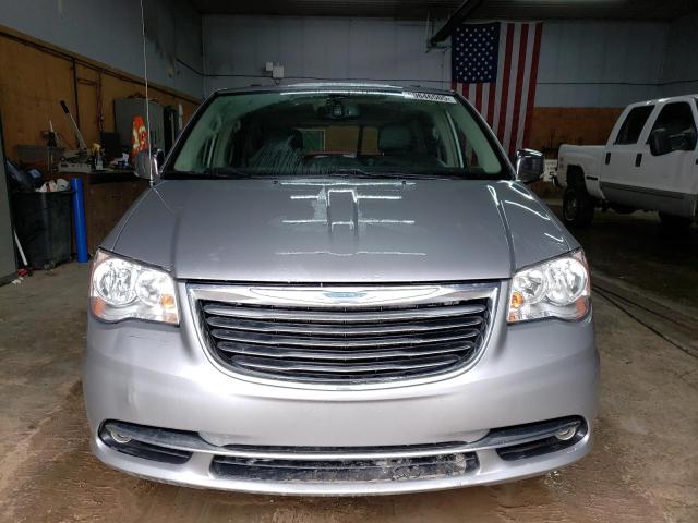 2016 CHRYSLER TOWN & COU - 2C4RC1CGXGR304952