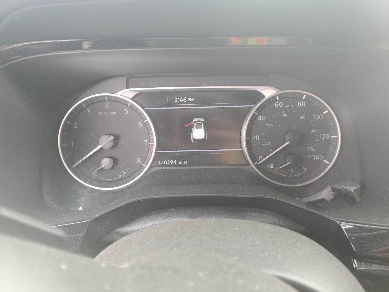 NISSAN PATHFINDER SV