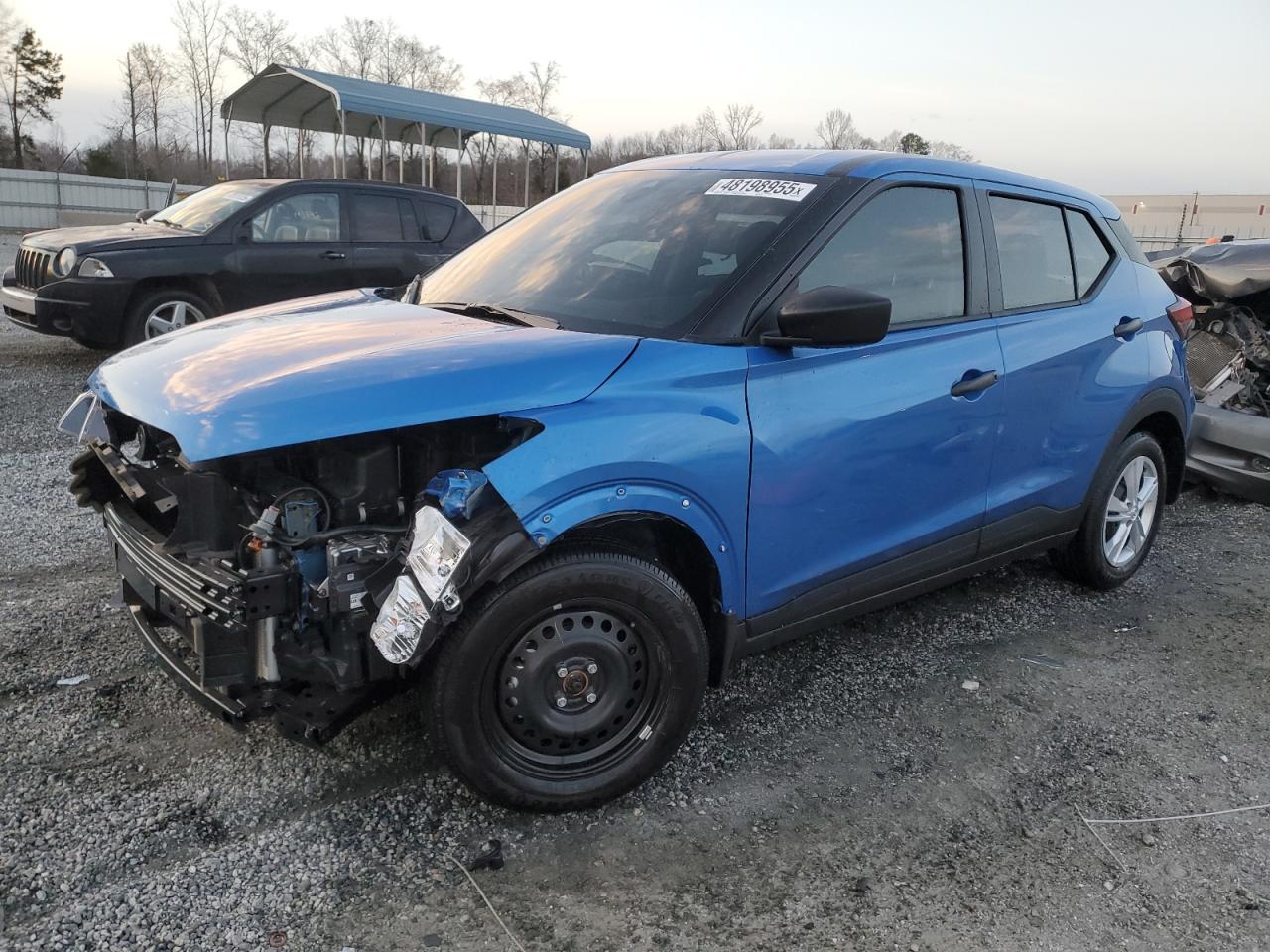 NISSAN KICKS S