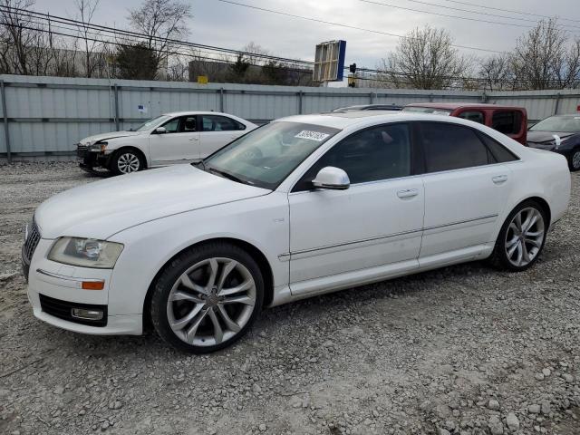 AUDI S8 QUATTRO
