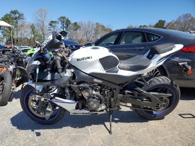 2023 SUZUKI GSX-R1000 JS1DM11B3P7100309