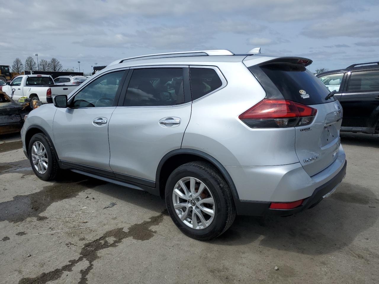 Nissan Rogue s 2018