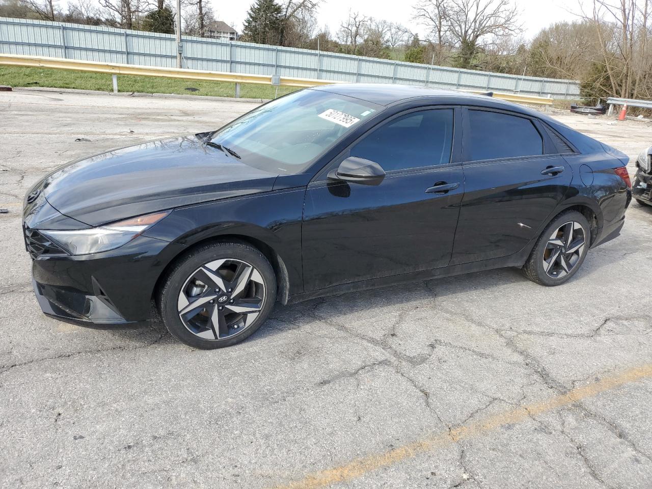 HYUNDAI ELANTRA SEL