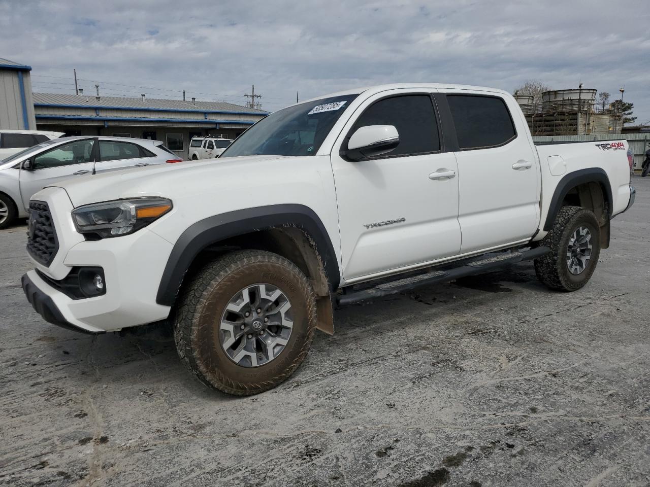  Salvage Toyota Tacoma