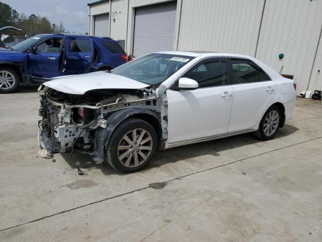 TOYOTA CAMRY BASE