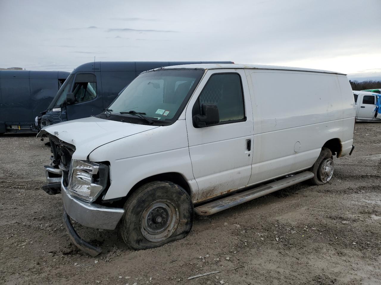 FORD ECONOLINE E250 VAN