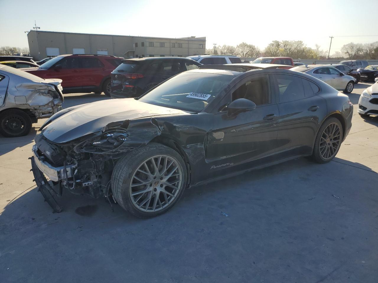 PORSCHE PANAMERA BASE