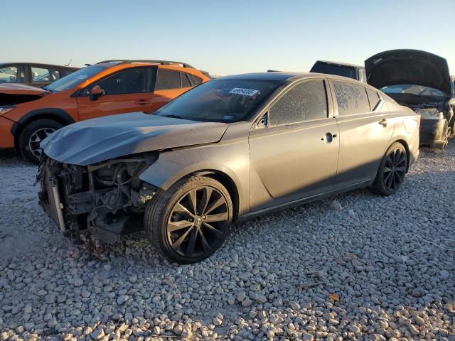 NISSAN ALTIMA SR