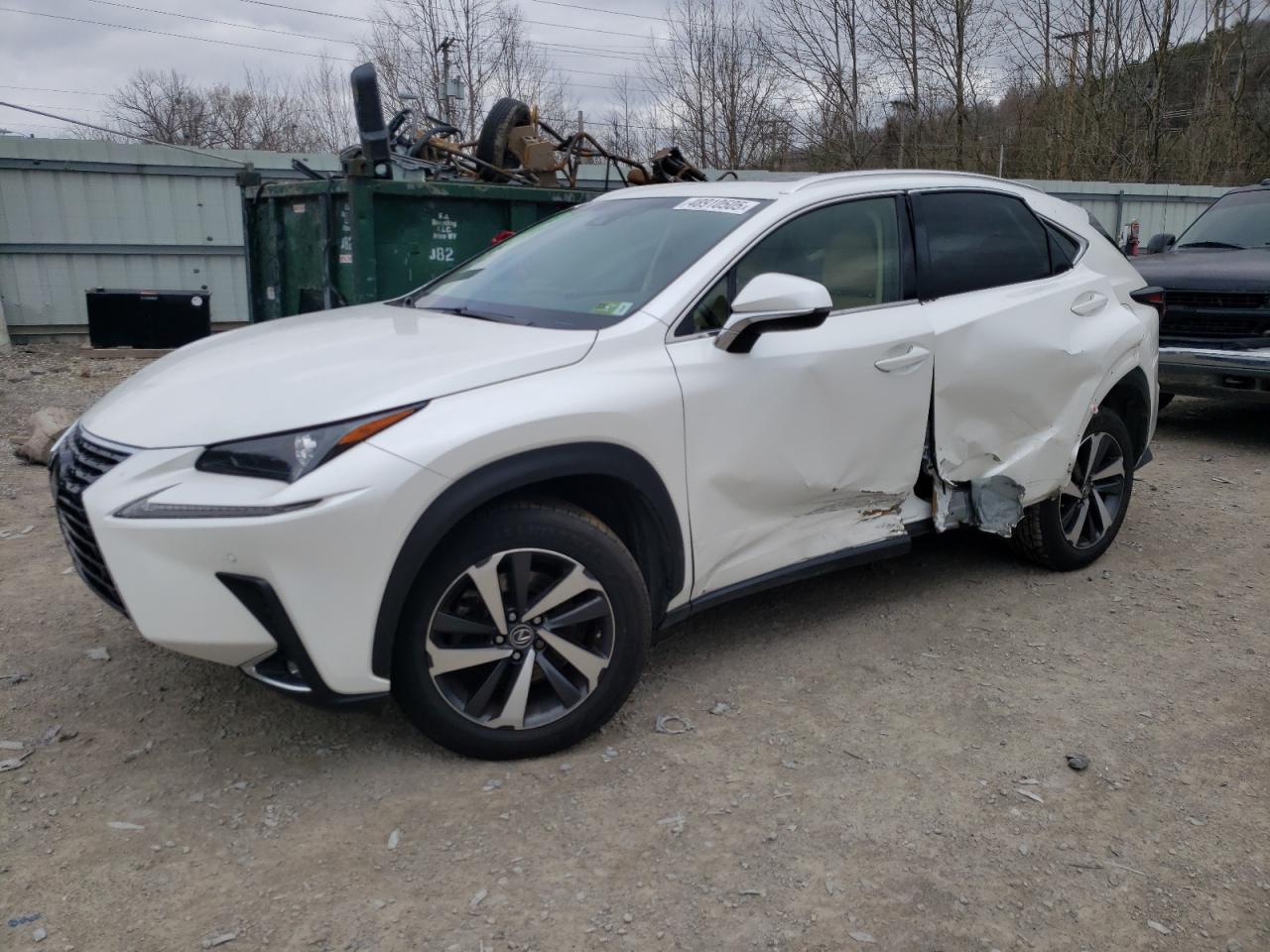 LEXUS NX 300 BASE