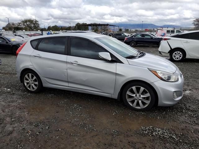 KMHCU5AE4DU105627 Hyundai Accent Gls 2013
