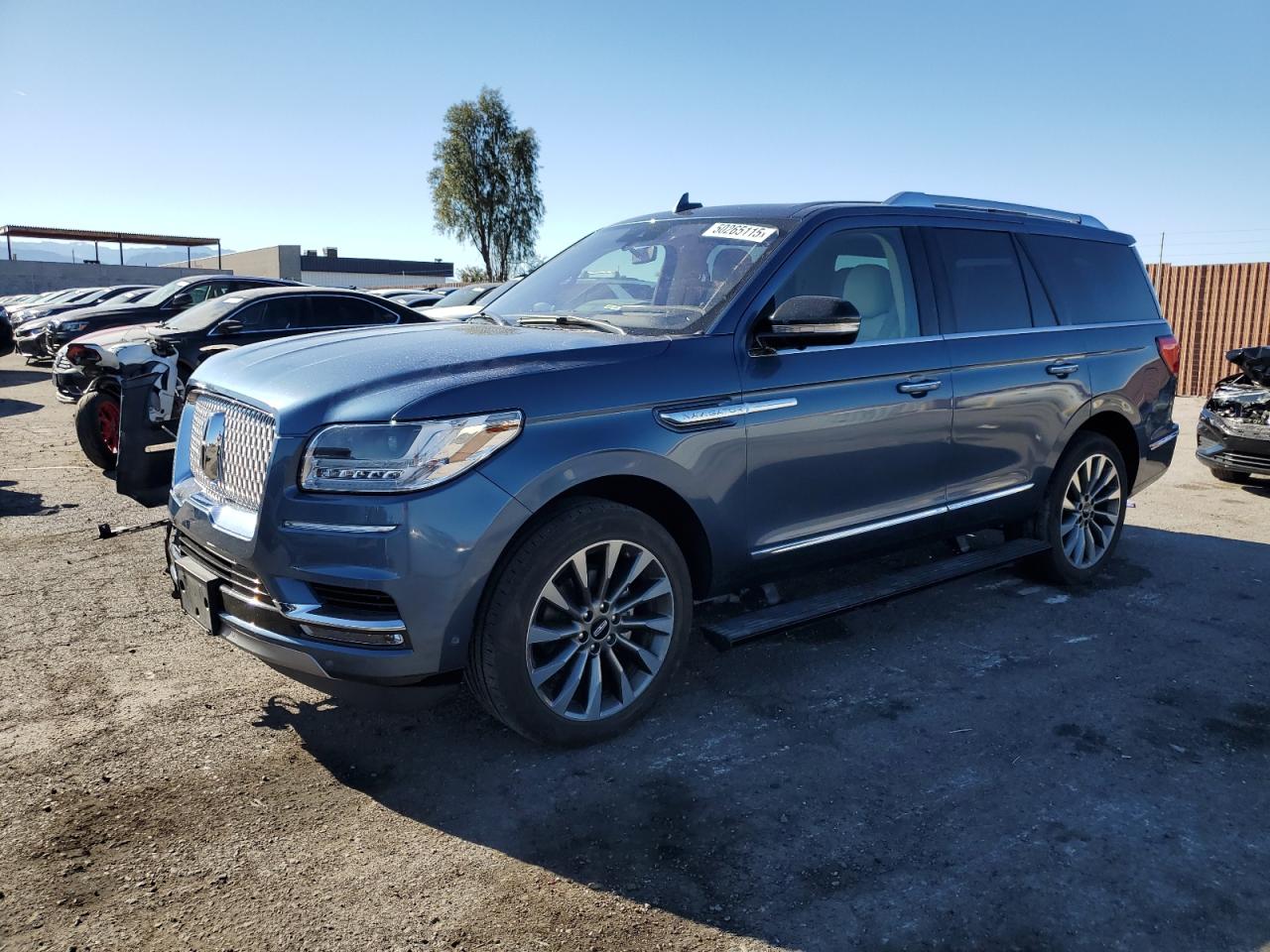 LINCOLN NAVIGATOR RESERVE