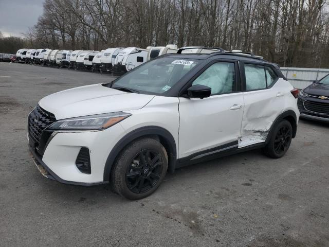 NISSAN KICKS SR