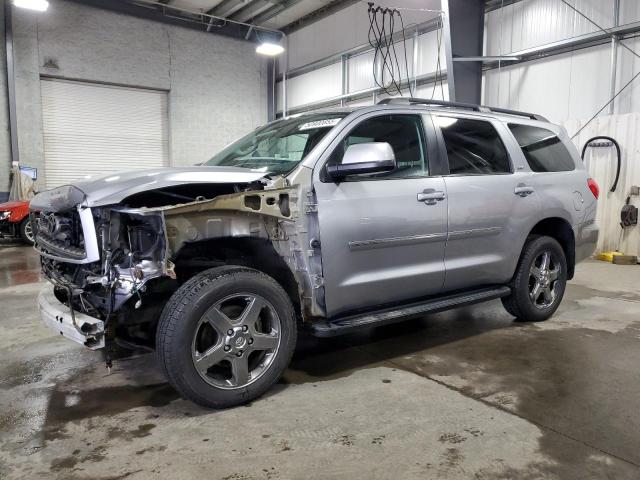 TOYOTA SEQUOIA SR5