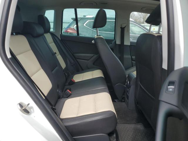 2016 VOLKSWAGEN TIGUAN S - WVGBV7AX6GW538171