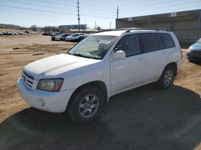 TOYOTA HIGHLANDER