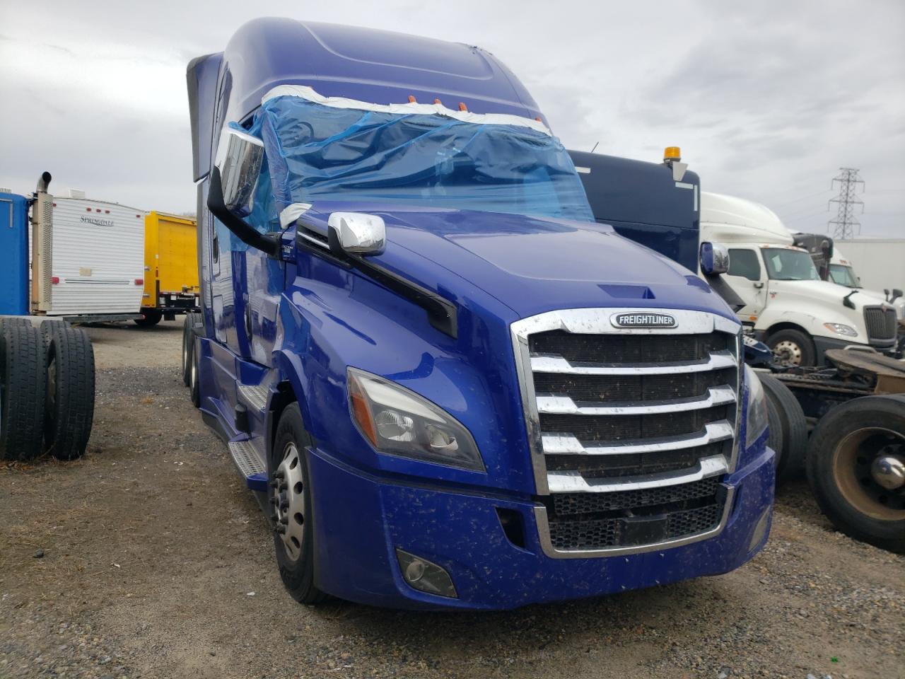Lot #3285581286 2023 FREIGHTLINER COLUMBIA