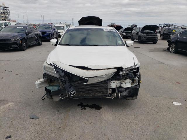 2018 ACURA ILX BASE W - 19UDE2F30JA000156