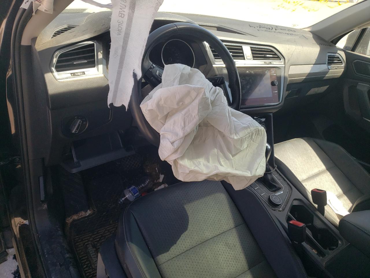 VOLKSWAGEN TIGUAN SE