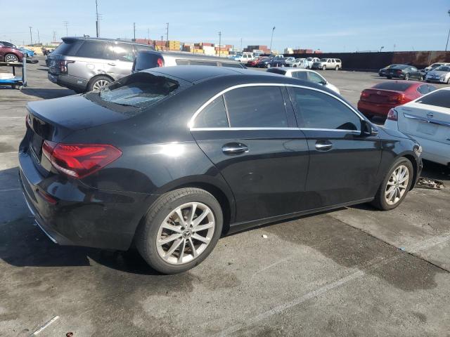 Vin: w1k3g4eb8lw045978, lot: 49999965, mercedes-benz a-class 220 20203