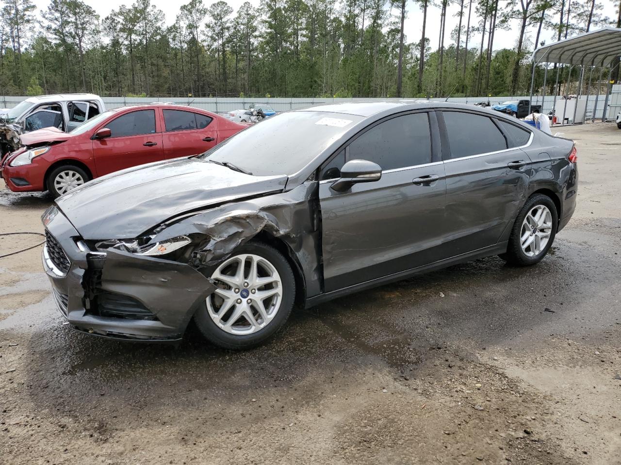 FORD FUSION SE