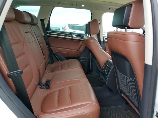 2017 VOLKSWAGEN TOUAREG EX WVGGF7BP7HD002005