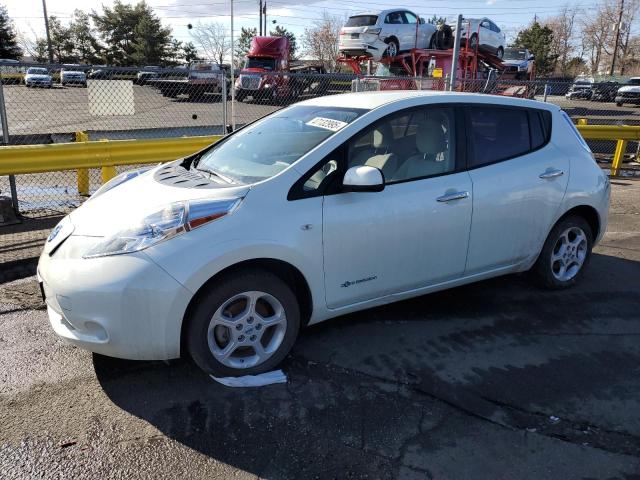 NISSAN LEAF SV