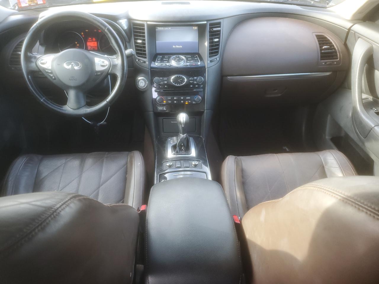 INFINITI FX35