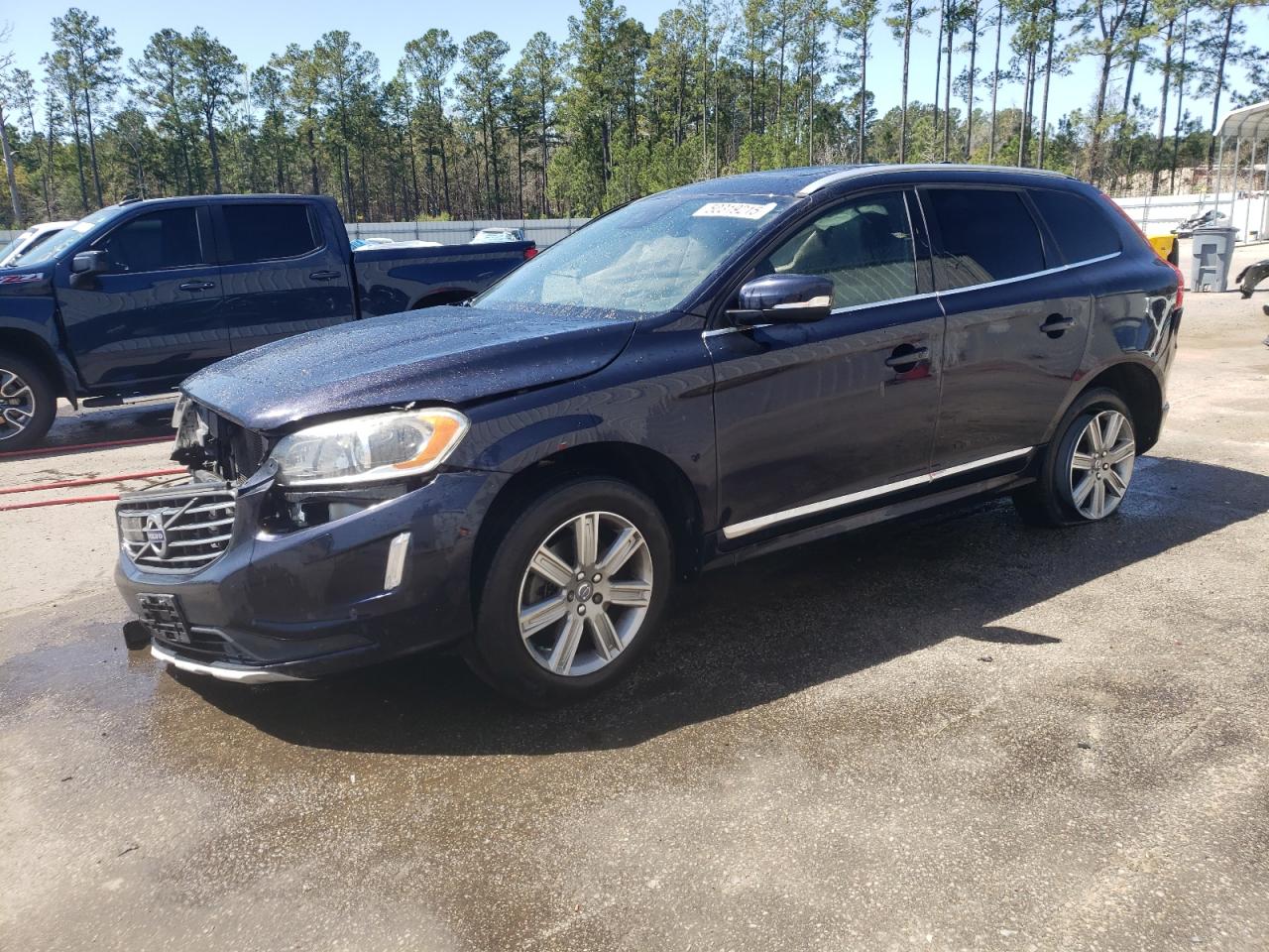 VOLVO XC60 T6 PLATINUM