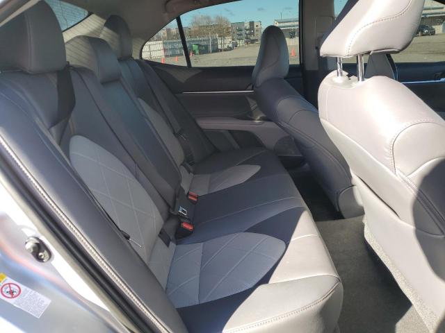 2018 TOYOTA CAMRY L 4T1B11HK0JU051618