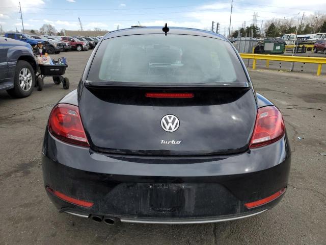 2018 VOLKSWAGEN BEETLE SE 3VWJD7AT8JM702296