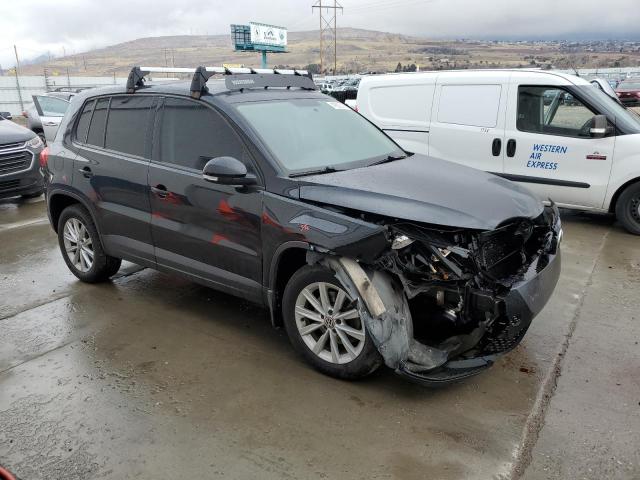 2017 VOLKSWAGEN TIGUAN S - WVGBV7AX8HK046105