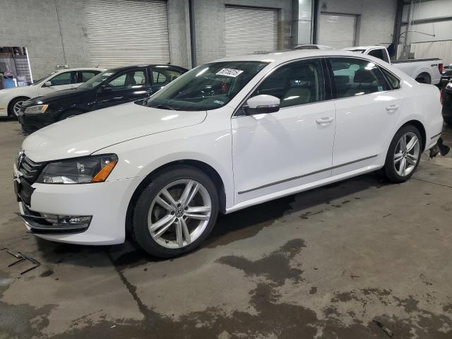 VOLKSWAGEN PASSAT SE