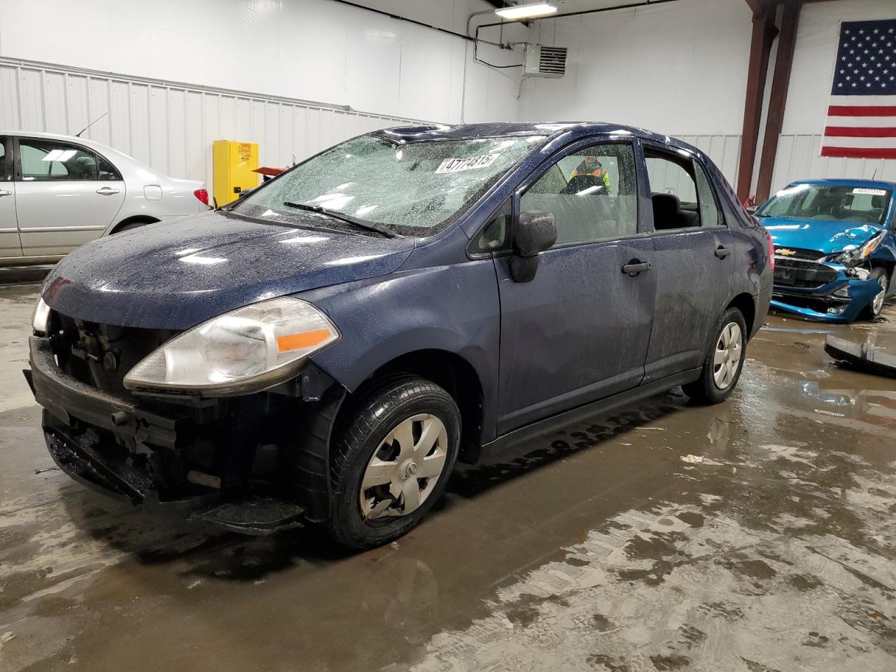 NISSAN VERSA S