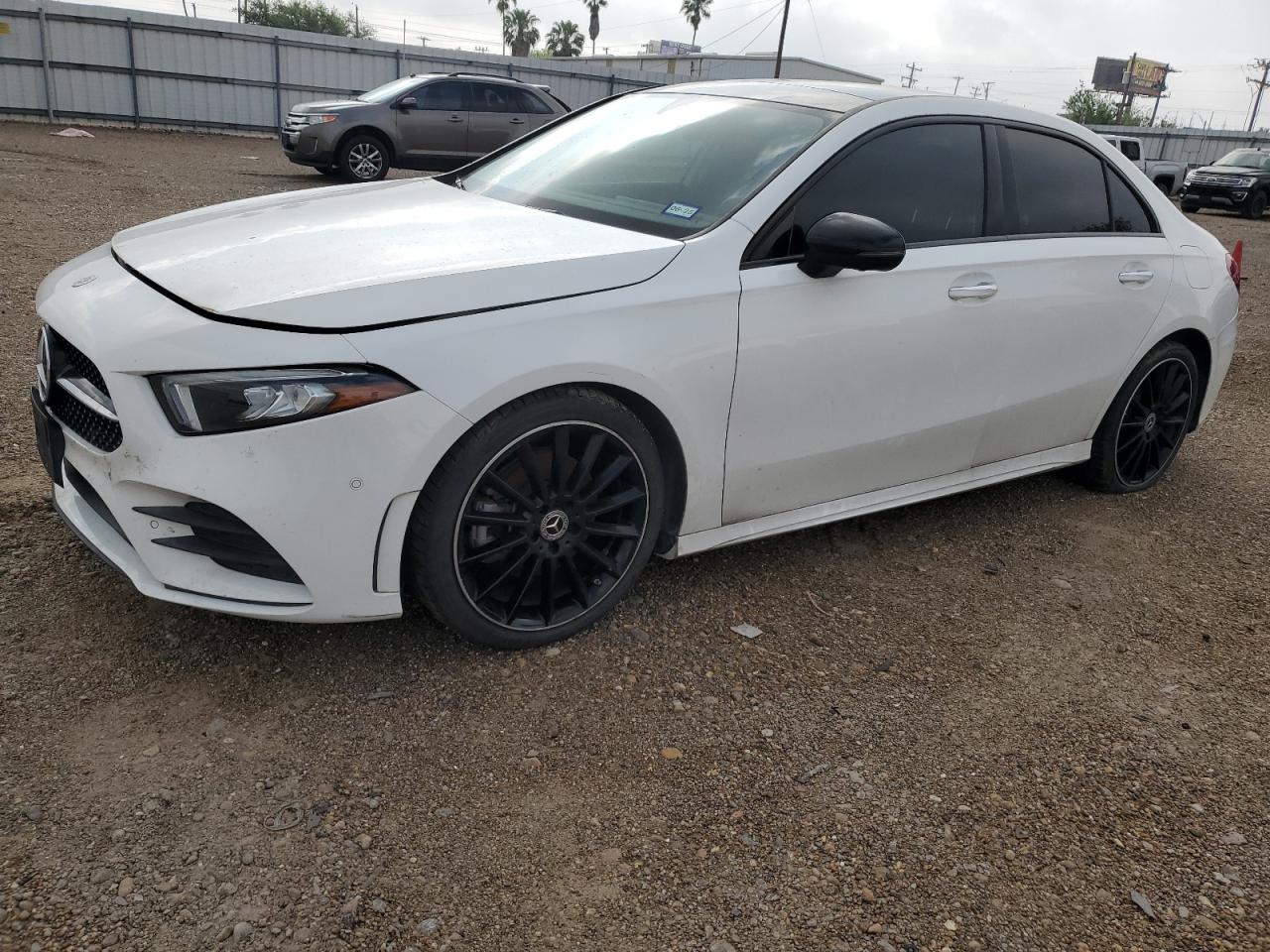 MERCEDES-BENZ A-CLASS 220