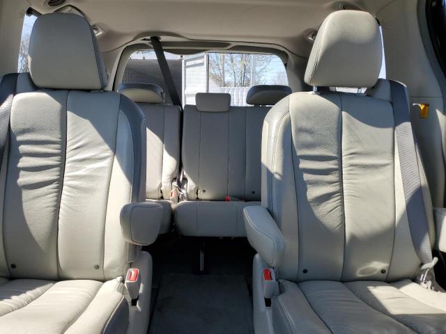 2011 TOYOTA SIENNA XLE - 5TDYK3DC6BS170205