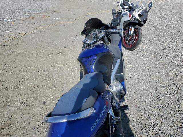 2002 SUZUKI GSX1300 R JS1GW71A722101339