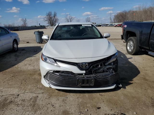2018 TOYOTA CAMRY L - 4T1B11HK2JU111687