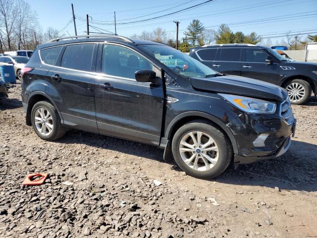 Vin: 1fmcu9gd2hud63690, lot: 47645275, ford escape se 20174