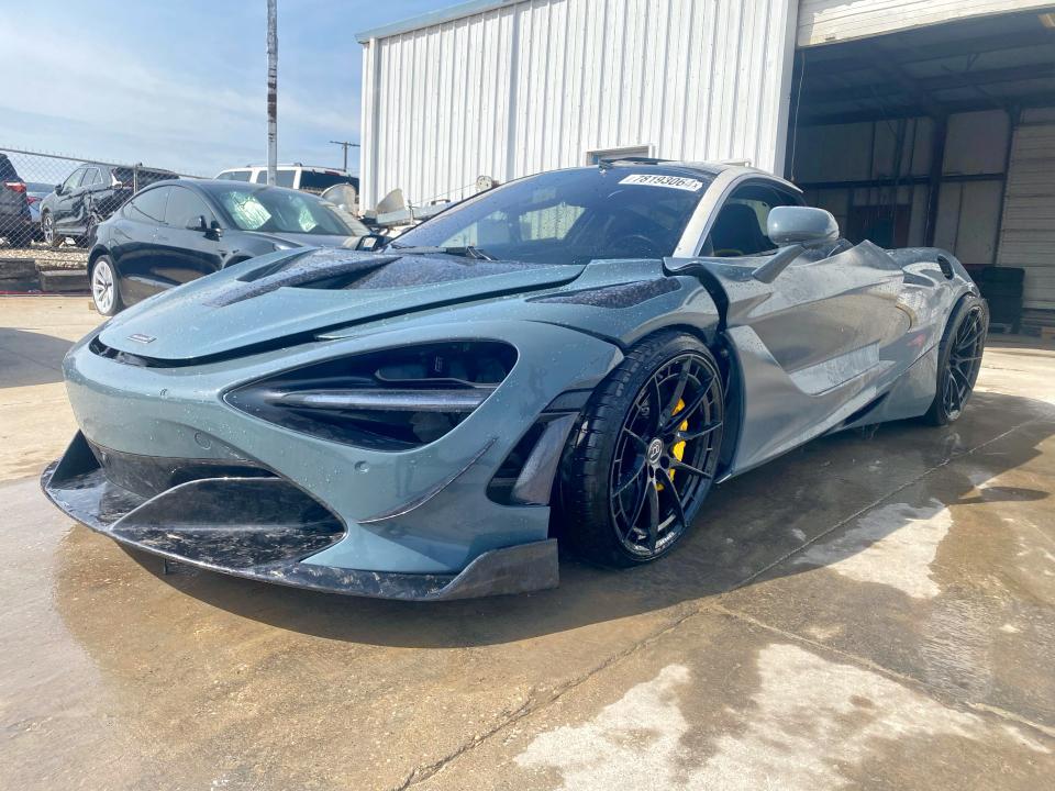 MCLAREN AUTOMOTIVE 720S
