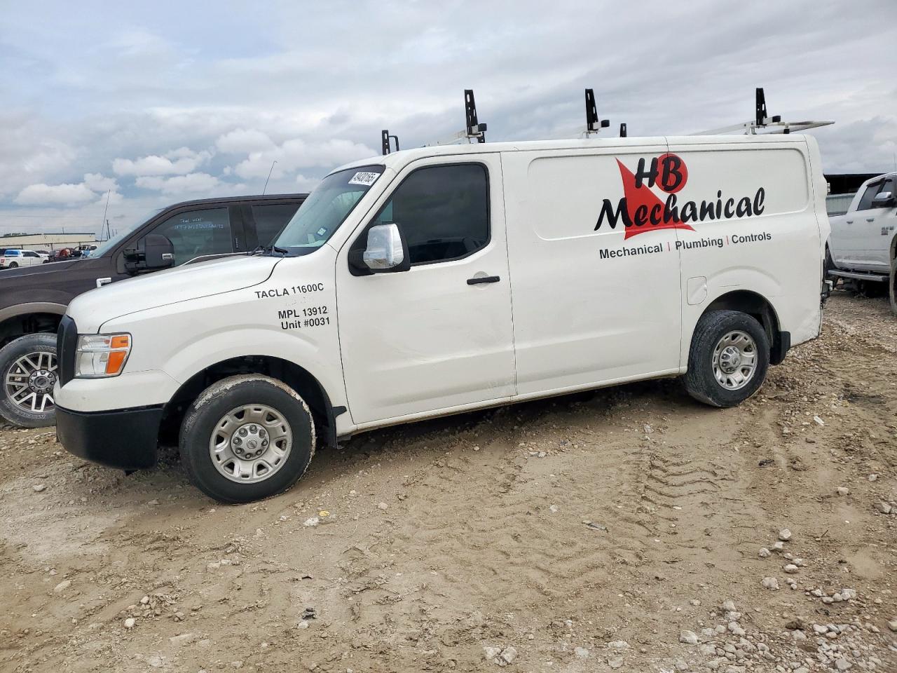 NISSAN NV2500 2500 S